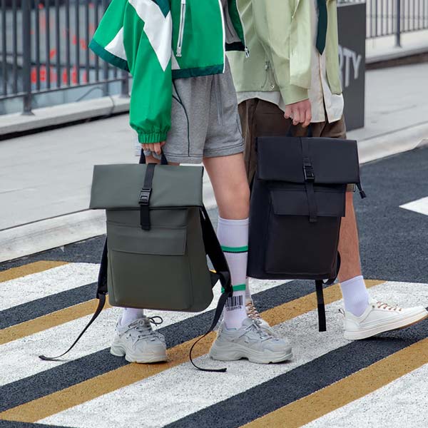 Minimalism Ⅰ er stílhreinn & léttur 16 lítra stækkanlegur í 22 lítra bakpoki fyrir 15,6" – 17,3" fartölvur, YKK rennilásar og þægileg hönnun fyrir daglega notkun